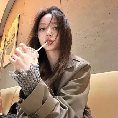 秋霜 封面